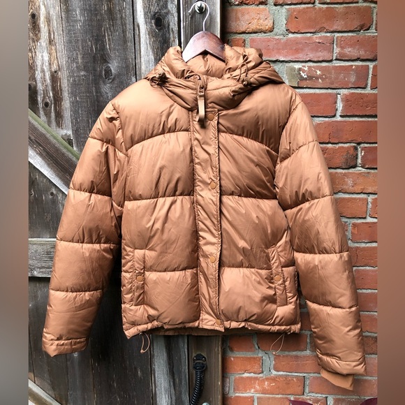 Women’s Cozy Brown Winter Puffer Coat With Hood!! Never Worn! ✨ - Picture 2 of 8
